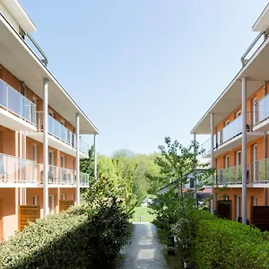 **** Aparthotel Western Park Geneve-thoiry France